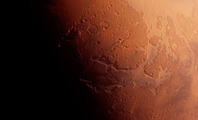 Image from: A Mars Crescent Captured by a Tiny Spacecraft Reveals Never-Before-Seen Details