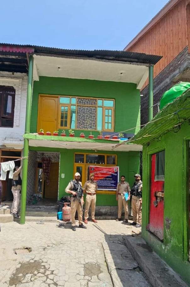Image from: Srinagar police attach properties worth Rs 3.5 crore linked to drug peddlers