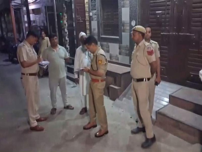 Image from: Delhi: 16-year-old boy stabbed to death in New Usmanpur, police launch probe