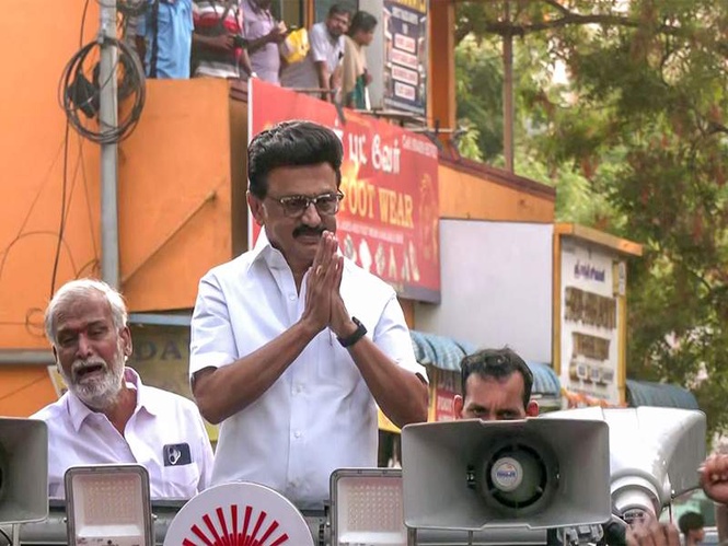 Image from: MK Stalin congratulates Vijay on taking oath as Tamil Nadu CM, warns against blaming DMK government over finances