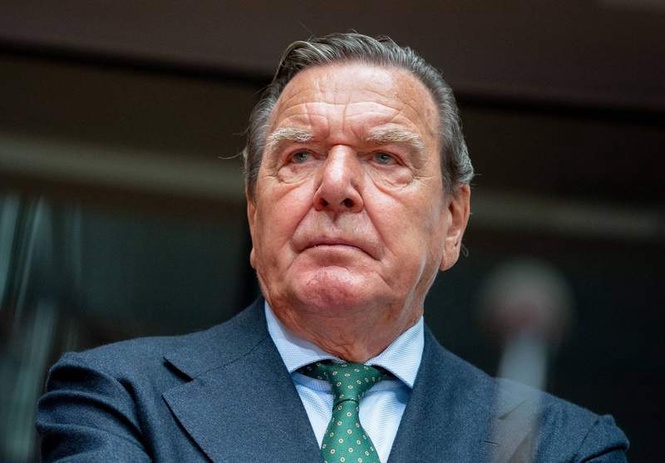 Image from: Putin suggests ex-chancellor Schröder as mediator in Ukraine war