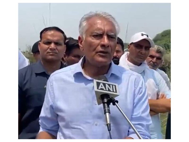 Image from: "Sabka hisab": Sunil Jakhar slams AAP over corruption allegations, Monsoon preparedness