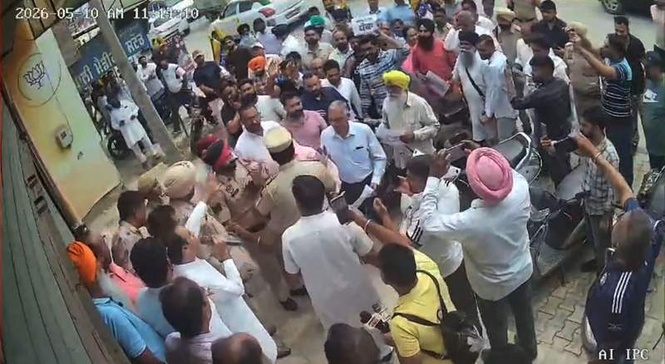 Image from: AAP-BJP faceoff during protest in Balachaur