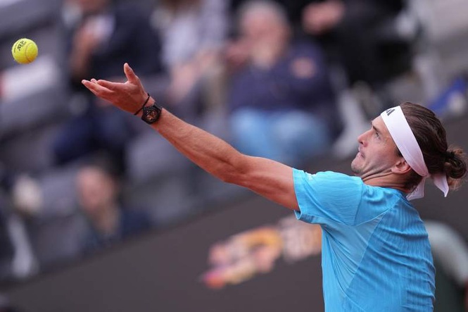 Image from: Zverev beat Blockx to reach Rome Masters last 16