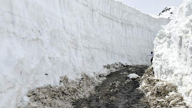 Image from: Chamba’s Sach Pass reopened for traffic a week ahead of schedule