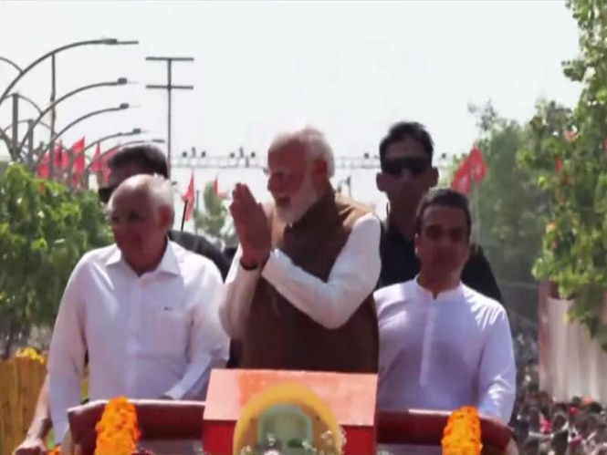 Image from: Gujarat: PM Modi holds roadshow in Somnath ahead of Somnath Amrit Mahotsav