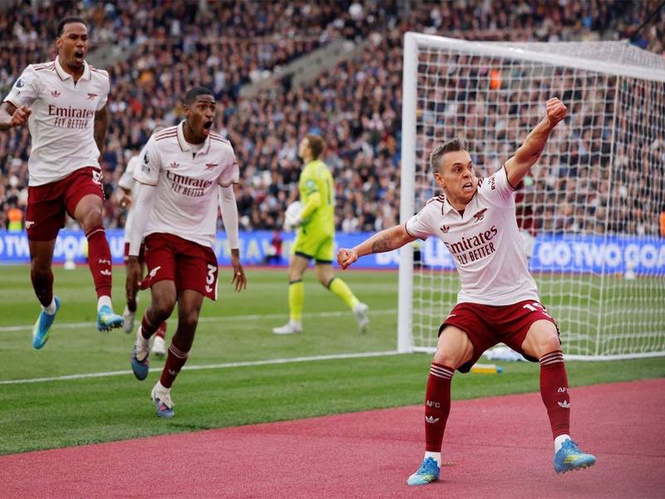 Image from: VAR drama, Trossard's stunner: Arsenal inch closer to first PL win in 22 years with 1-0 win over West Ham