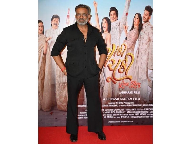 Image from: Mumbai Witnessed a Grand Premiere of Nitishali Production’s “Vaanki Chuki: Love Story” Amidst Glamour and Celebration