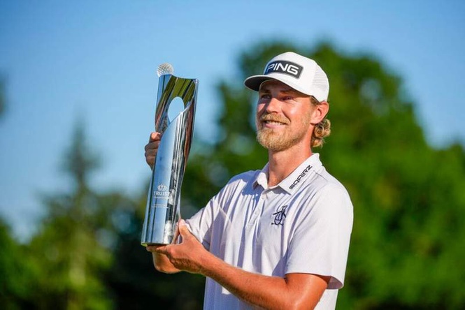 Image from: Viktor Hovland sends Instagram message to Kristoffer Reitan after he wins the Truist Championship
