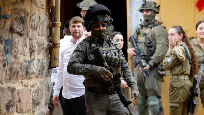Image from: EU approves new sanctions on Israeli settlers over West Bank violence