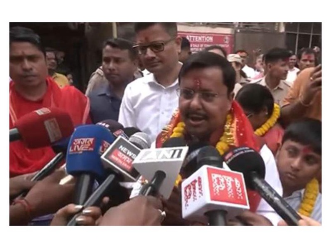 Image from: BJP President Nitin Nabin offers prayers at Maa Kamakhya Temple in Guwahati ahead of Assam govt swearing-in