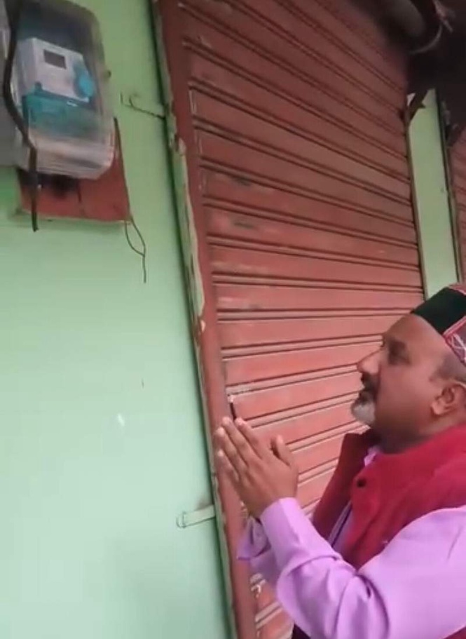 Image from: Shop was closed, yet Rs 17,000 bill: Inflated bills trigger unique protest against smart meter in Shimla’s village