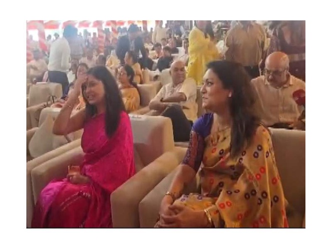 Image from: "Very happy moment": Riniki Bhuyan Sharma elated as Assam CM-designate Himanta Biswa Sarma prepares to take charge