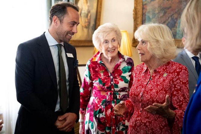 Image from: Queen Camilla chats with the Princess of Wales's brother during reception at royal residence