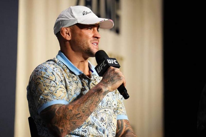 Image from: Dustin Poirier says Khamzat Chimaev lost part of his aura