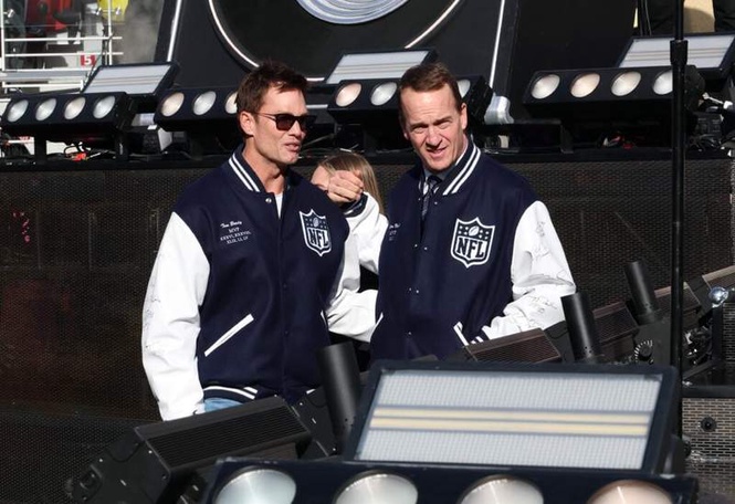 Image from: Why Peyton Manning nearly walked out of ‘The Roast of Tom Brady’ reveals Jeff Ross