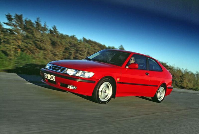 Image from: Final Saabs ever produced set to go on sale at auction