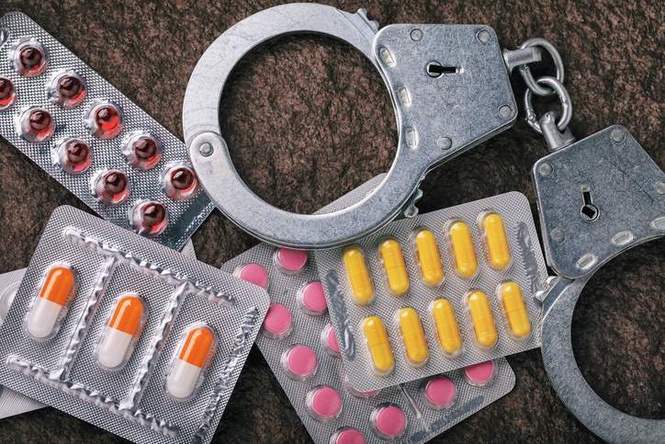 Image from: Anti-drug dept cracks down on illegal sale of MTP kits in Ludhiana