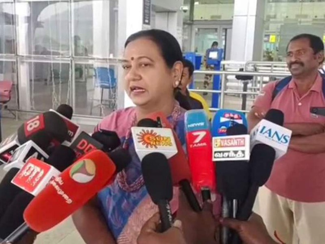 Image from: "Highly condemnable": DMDK's Premalatha slams appointment of astrologer Rathin Pandey as OSD to CM Vijay, raises horse-trading concerns