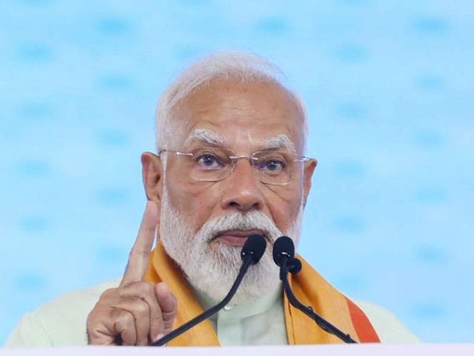 Image from: “No leader as loved at home as Modi,” Norwegian Politician Erik Solheim praises PM Modi and his ‘green message’ ahead of visit