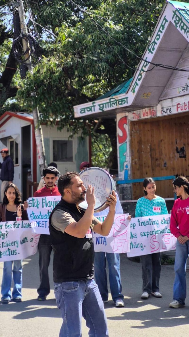 Image from: SFI demands resignation of Union Education Minister over NEET paper leak