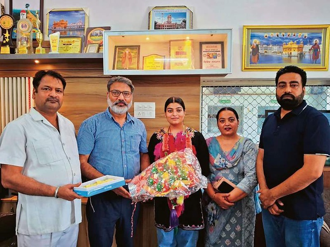 Image from: Punjab: Topper Supneet Kaur aspires to clear NDA, join Indian Air Force