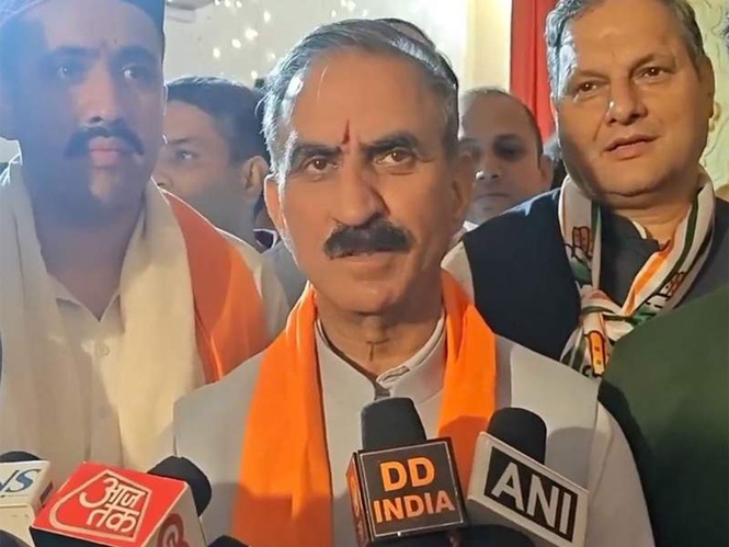 Image from: Himachal CM reduces convoy size; cuts down salaries of ministers, MLAs after PM Modi's appeal