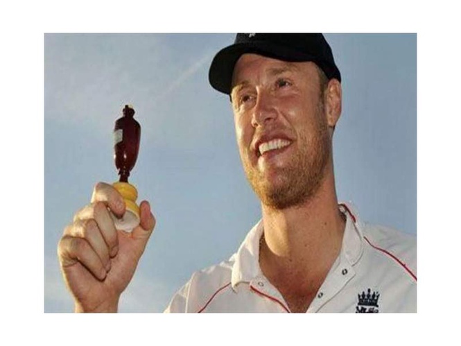 Image from: Andrew Flintoff set to take charge of Sydney Thunder head coach in BBL