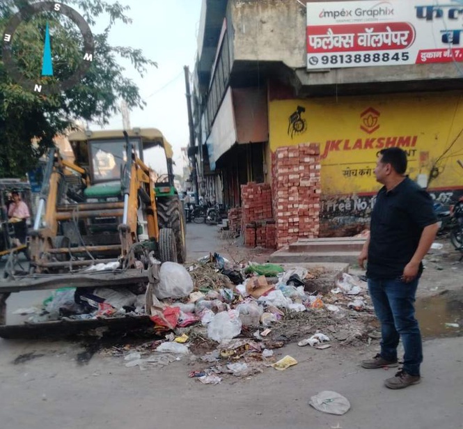 Image from: Sanitation staff end 14-day stir, cleaning operations resume in Karnal
