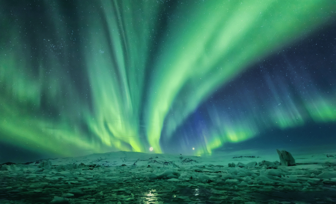 Image from: Northern Lights Could Dazzle Skies Across 20 U.S. States Tonight as Powerful Solar Storm Intensifies