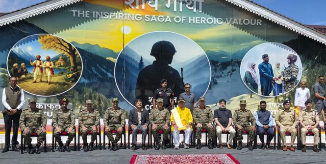 Image from: J&K L-G Manoj Sinha inaugurates ‘Shaurya Gatha’ complex in Karnah