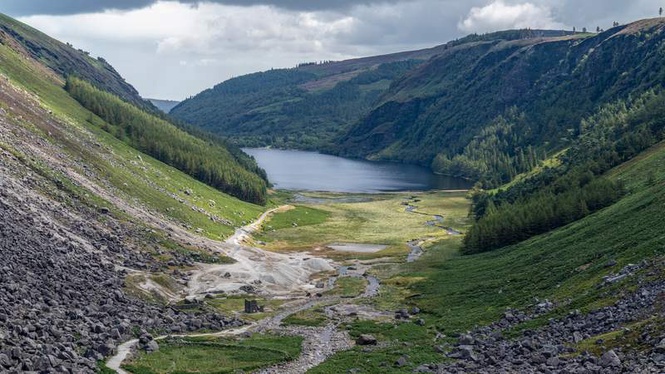 Image from: In Ireland, these are the 10 most famous sites to see while visiting