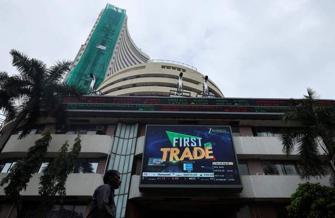 Image from: Stock markets rise in early deals as IT stocks rally; Sensex gains 451 points