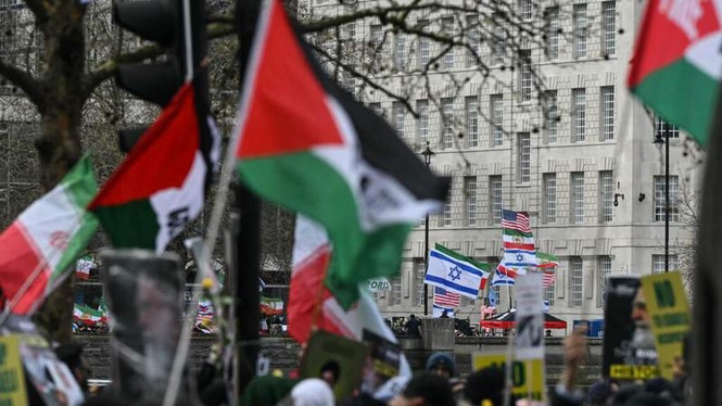 Image from: London police brace for far-right march and rally marking Palestinian Nakba
