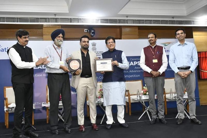 Image from: Paradeep Parivahan Ltd. Wins Prestigious LEAPS Award 2025 from DPIIT, Government of India; Strengthens Commitment to EV-Led Green Logistics