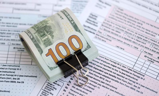 Image from: Americans Could Get $1,700 Tax Credit Under New Education Plan
