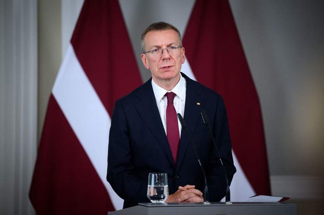Image from: Latvia's president holds talks on forming new government