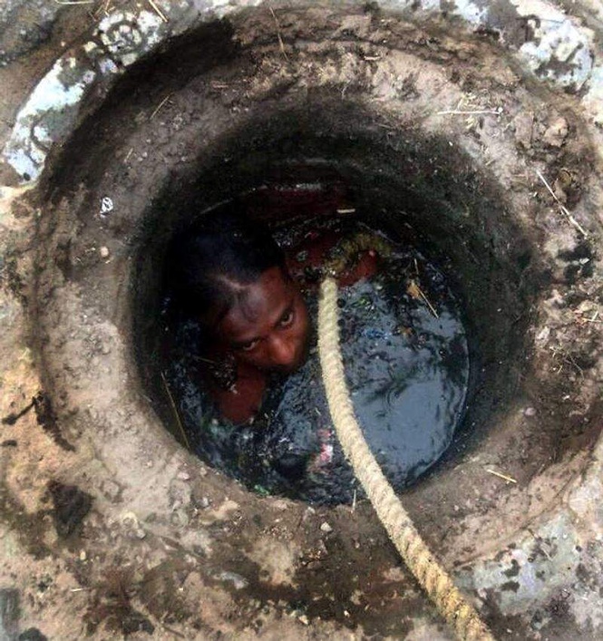 Image from: HHRC seeks reports on Greater Faridabad sewer deaths, flags manual scavenging violations