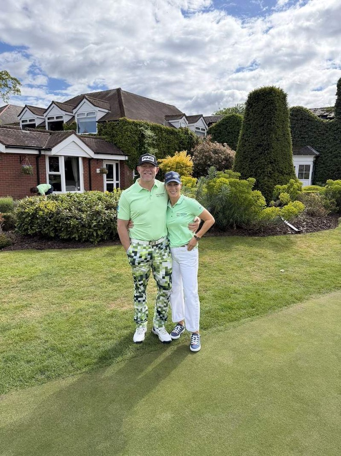 Image from: 'What a legend!' Mike praises Zara as she lets him spend her birthday on golf course