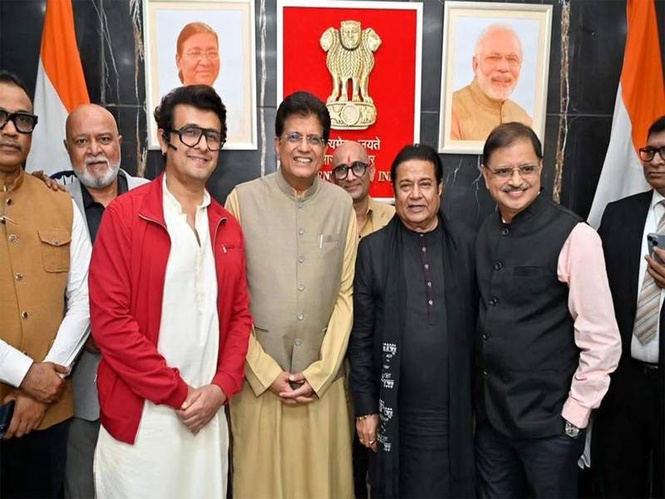 Image from: Sonu Nigam, Anup Jalota meet Union Minister Piyush Goyal to discuss 'Sangeet Dwar' establishment