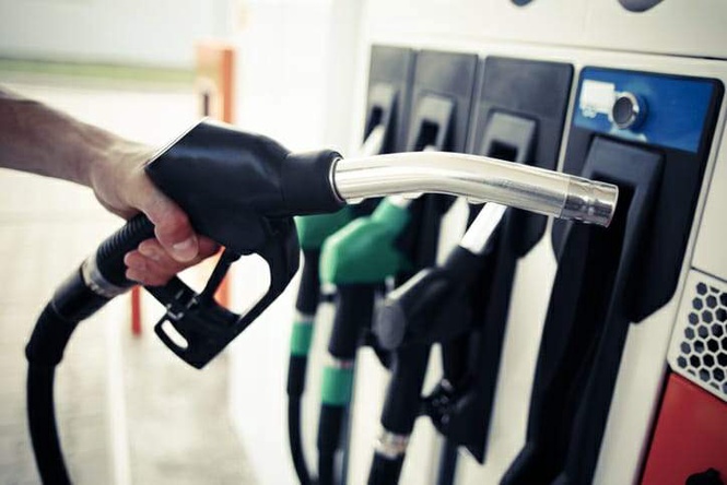 Image from: Petrol, diesel costlier by Rs 3/litre, CNG Rs 2/kg