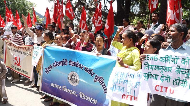Image from: Garbage collectors, sweepers protest Shimla MC move to scrap annual increment