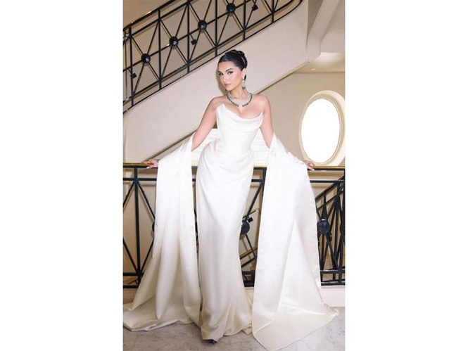Image from: Tara Sutaria stuns in Vivienne Westwood at Cannes Film Festival 2026