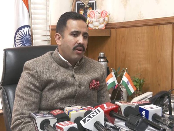 Image from: Fuel price hike hitting common people, contractors stopping work due to rising bitumen costs: Himachal Minister Vikramaditya Singh