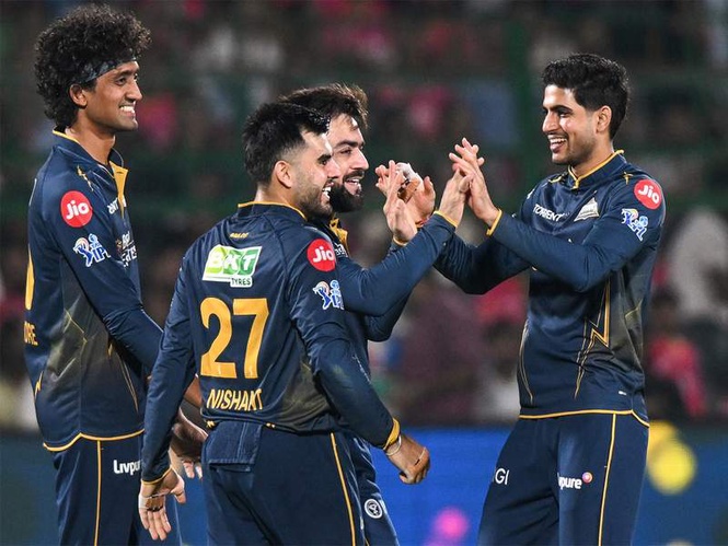 Image from: IPL 2026: GT win toss, choose to bowl first in Kolkata; Chakaravarthy comes back for KKR
