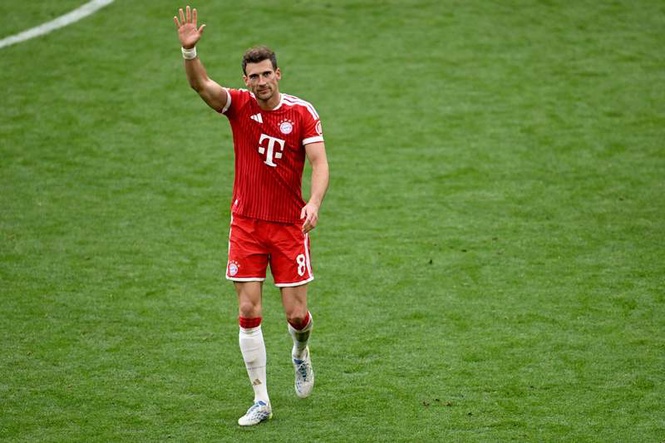Image from: Departing Goretzka given Bayern honour as Kane and Olise feted