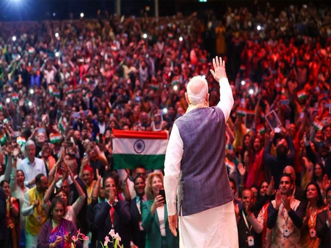 Image from: PM Modi hails Indians’ contribution to Netherlands at diaspora event