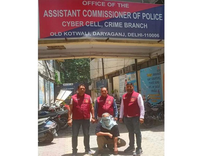 Image from: Delhi Police's Crime Branch arrests immigration consultant in ₹1.83 crore visa fraud