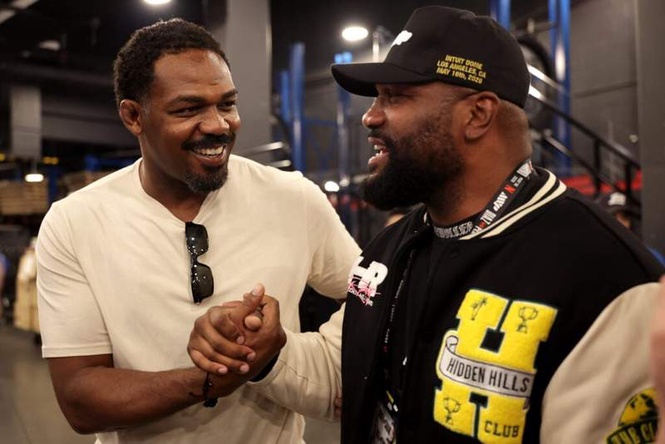 Image from: Jon Jones apologises to Rampage Jackson and admits he ‘cheated’ at UFC 135