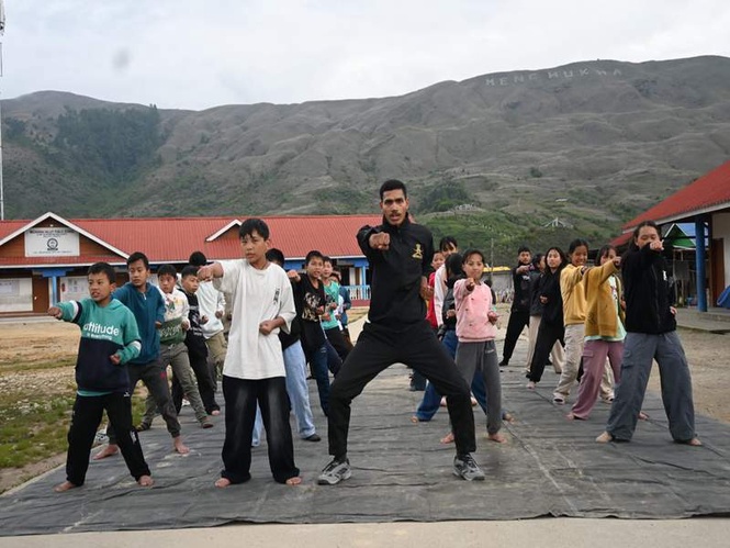 Image from: Arunachal Pradesh: Indian Army conducts self-defence training camp at Menchuka Valley school
